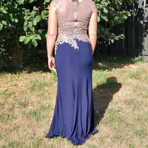 Evening gown or prom dress. - Picture 2 of 3